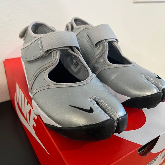 Nike Air Rift Metallic Silver - Picture 4 of 6